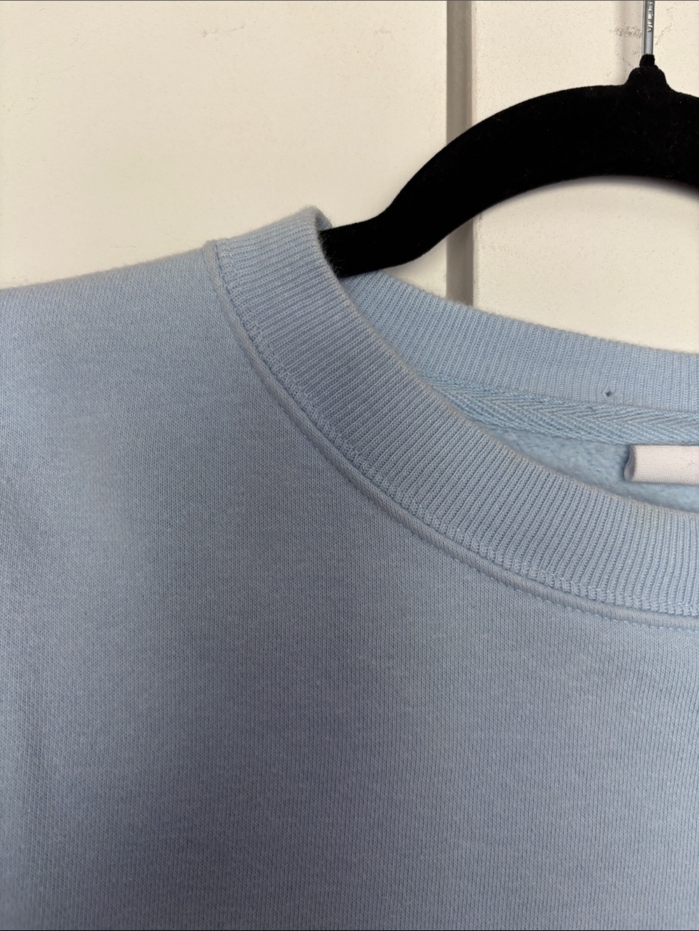 Gap VintageSoft Wedge Crew Light Blue Crew Sweatshirt - Picture 6 of 9
